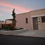 Kallixeni Villa *