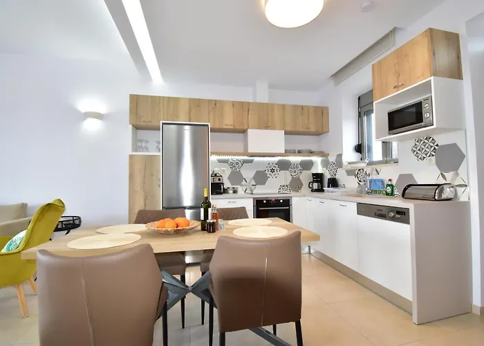 Kallixeni * Ретимно